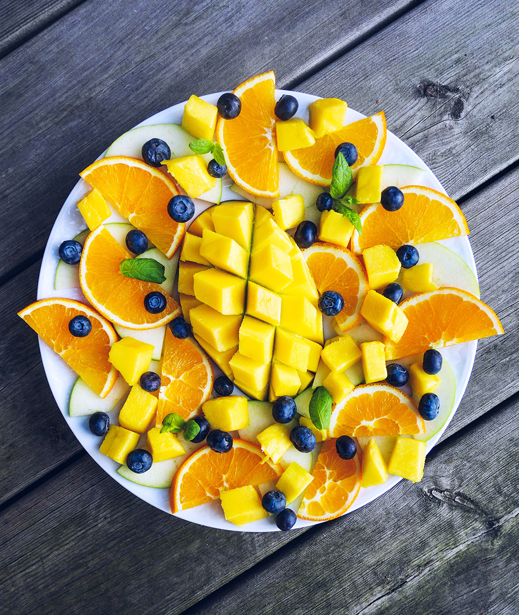 Mango & Blueberry Fruit Platter