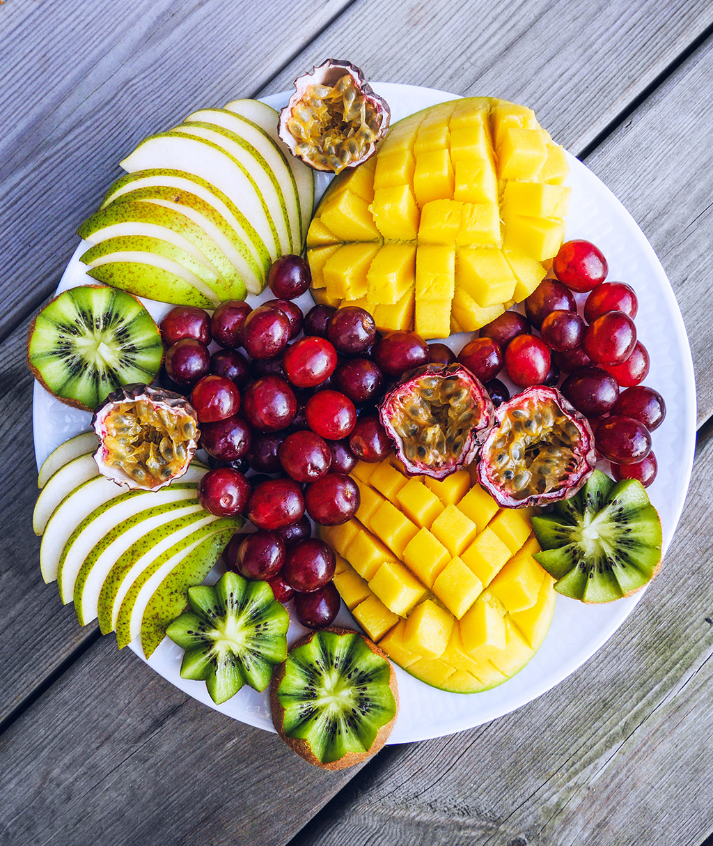 Mango & Grapes Fruit Platter